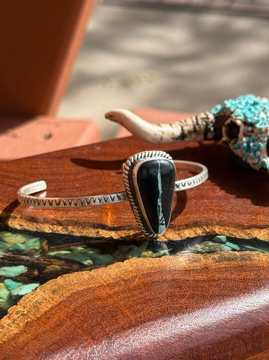 Navajo Handmade Blackjack Cuff Set in Sterling Silver