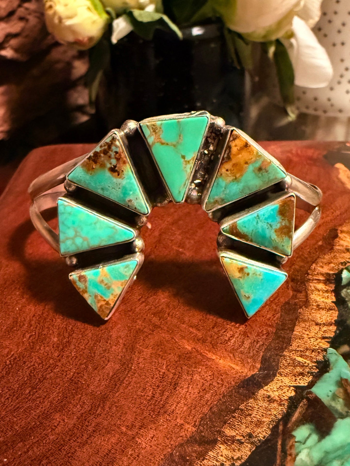 Navajo Handmade Kingman Turquoise Naja Cuff Bracelet