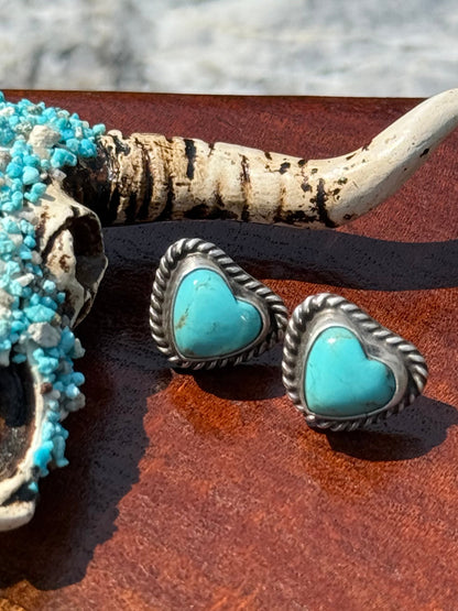 Navajo Handmade Kingman Turquoise Heart Stud Earrings
