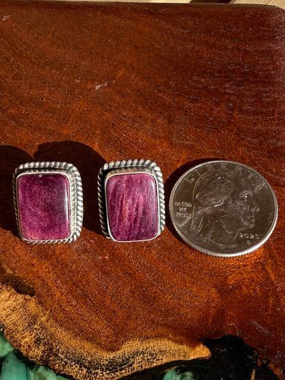 Navajo Handmade Spiny Oyster Stud Earrings