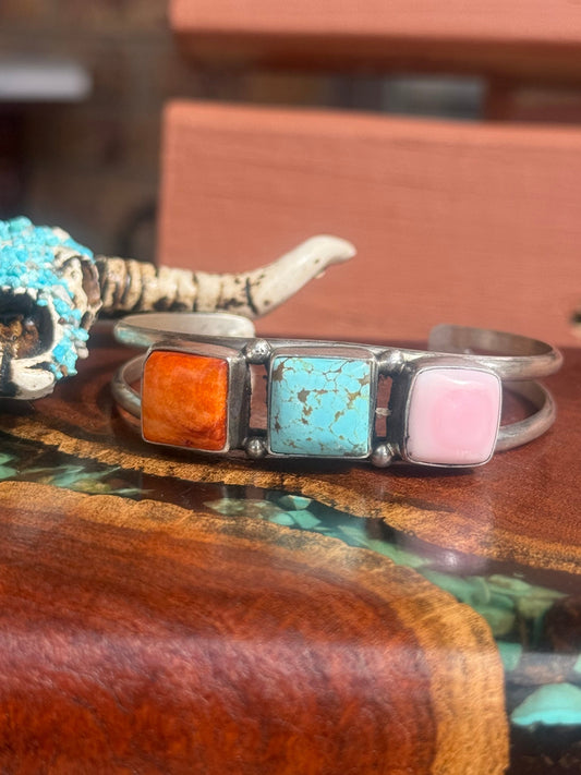 Navajo Handmade Multi Color Three Stone Cuff