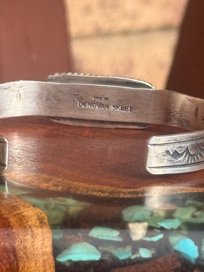 Navajo Handmade Kingman Turquoise Bar Cuff