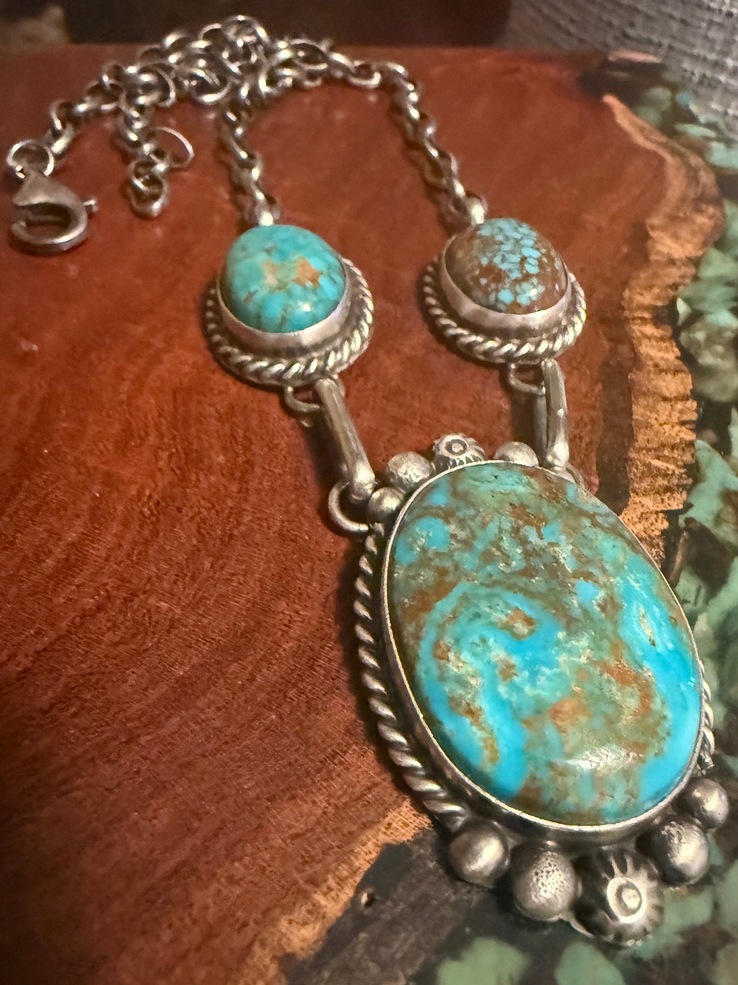 Navajo Handmade Mine 8 Turquoise 3 Stone Lariat