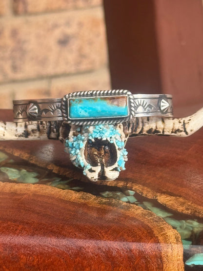 Navajo Handmade Kingman Turquoise Bar Cuff