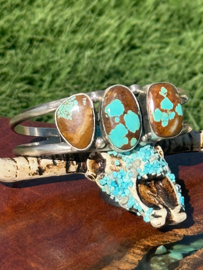 Navajo Handmade Mine 8 Turquoise Three Stone Bracelet ￼