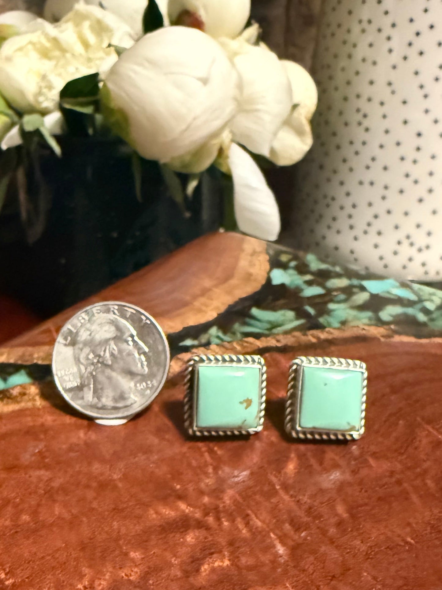 Navajo Handmade Kingman Turquoise Stud Earrings