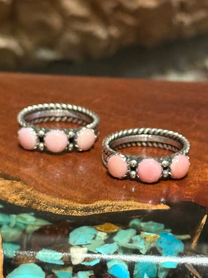 Navajo Handmade Pink Conch Ring Set in Sterling Silver Made by Ray King