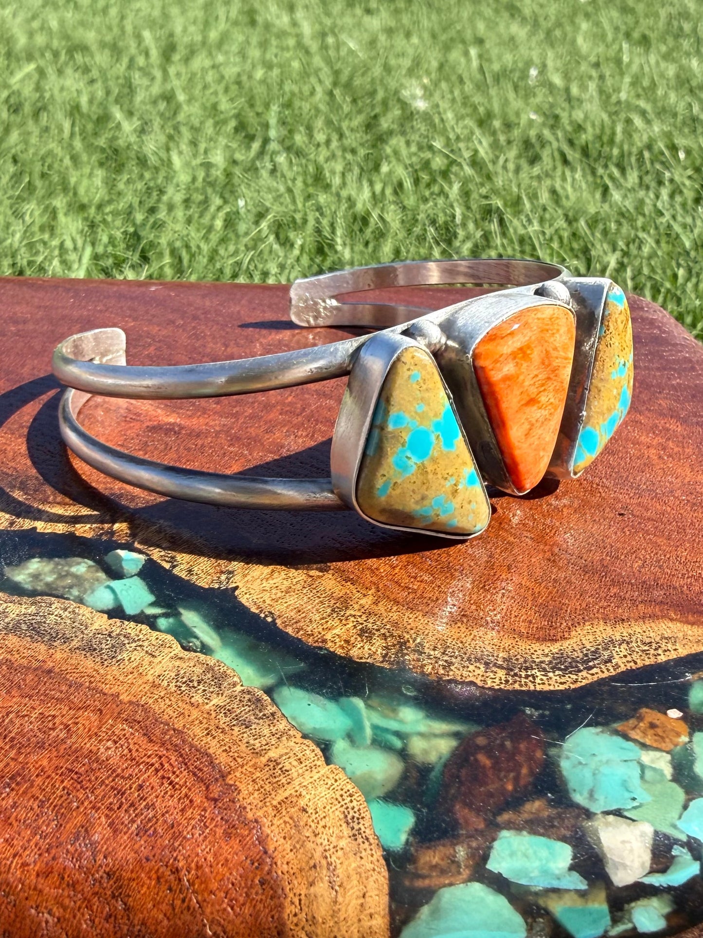 Navajo Handmade Multi color Three Stone Cuff