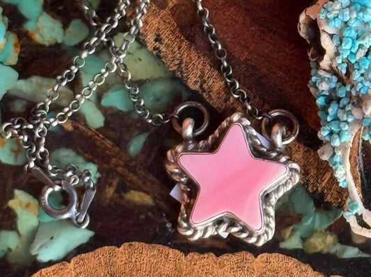 Navajo Handmade Pink Conch Star Necklace