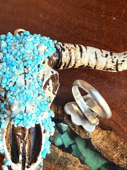 Navajo Handmade Pink Conch Ring
