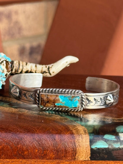 Navajo Handmade Mine 8 Turquoise Bar Bracelet