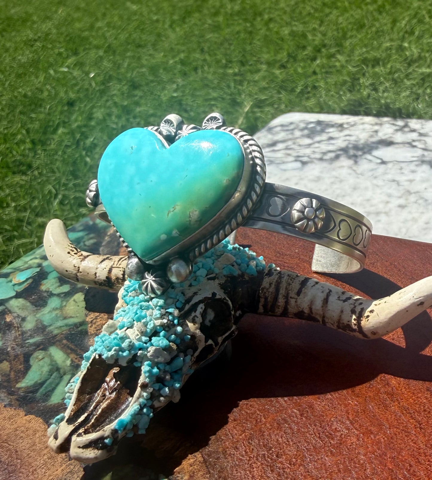 Navajo Handmade Kingman Turquoise Heart Cuff Bracelet