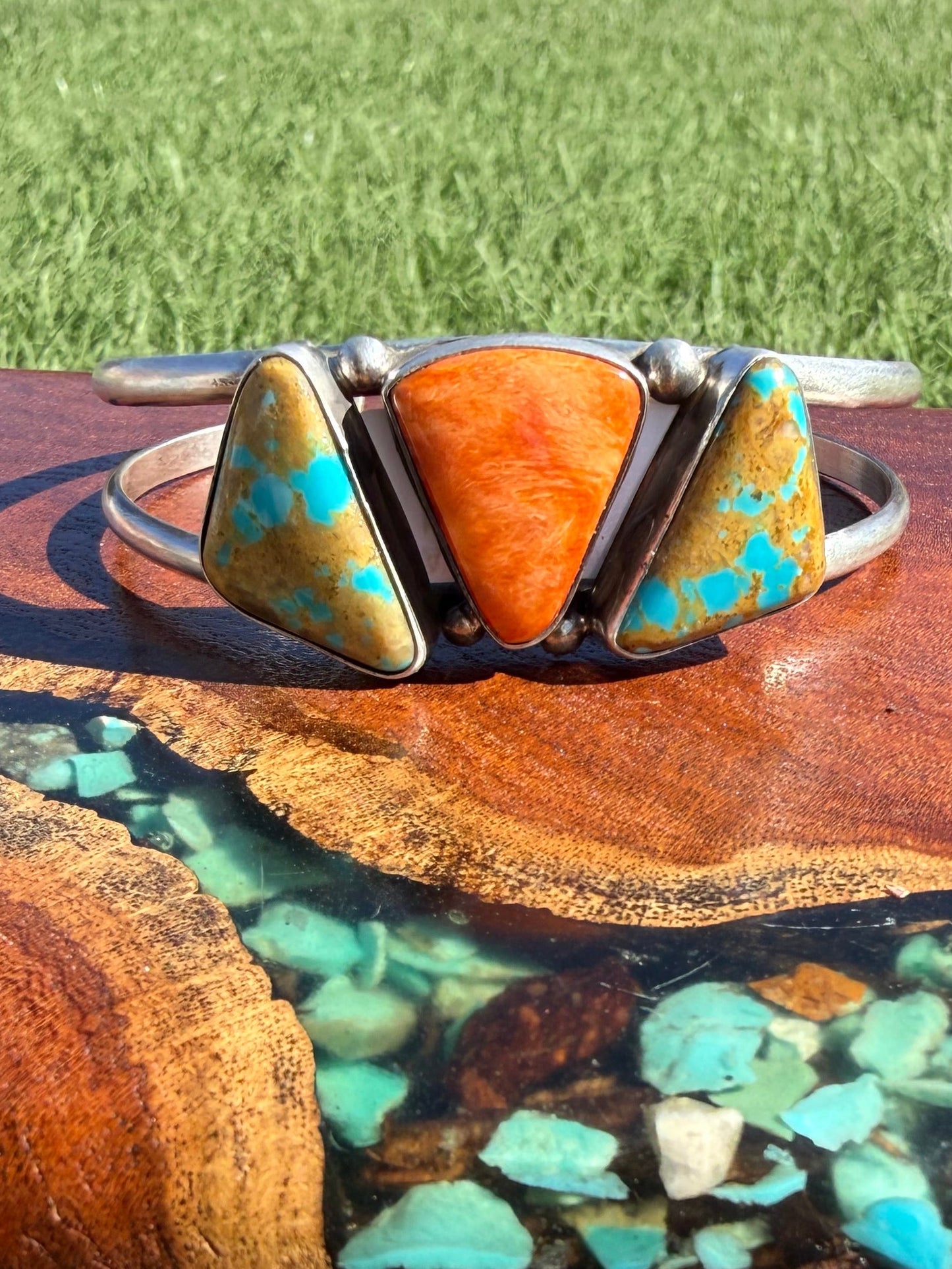 Navajo Handmade Multi color Three Stone Cuff