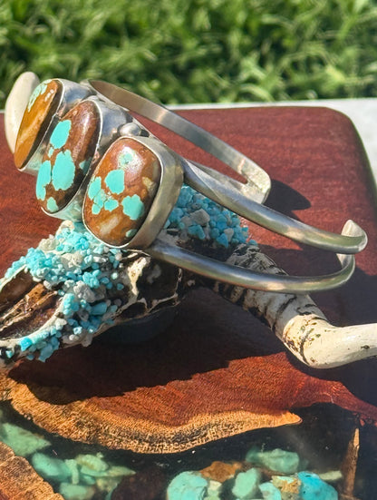 Navajo Handmade Mine 8 Turquoise Three Stone Bracelet ￼