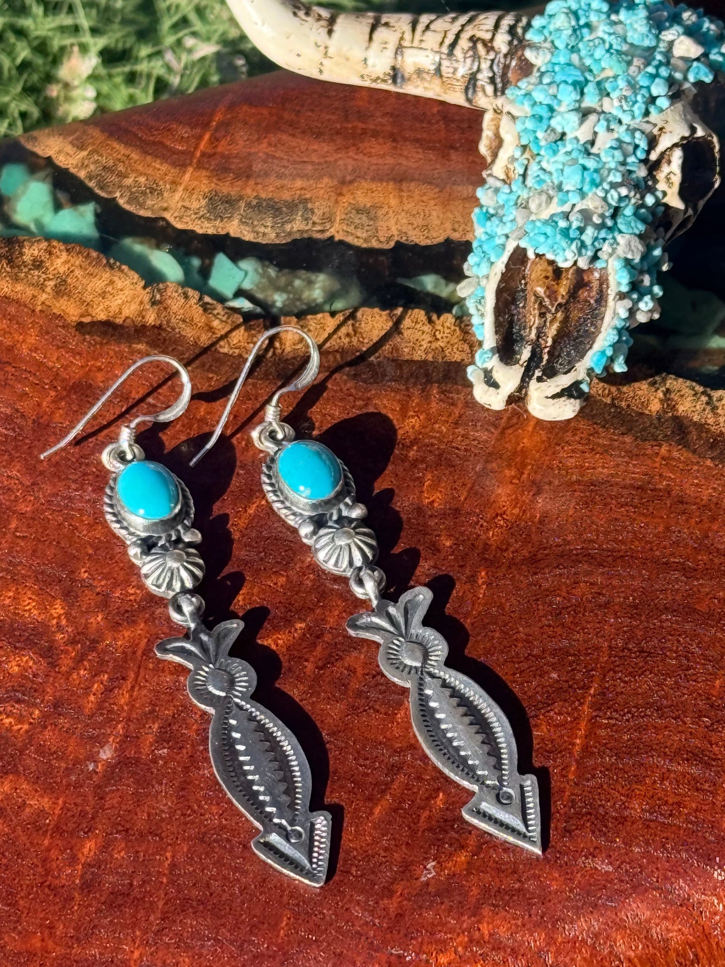Navajo Handmade Kingman Turquoise Dangle Arrow Earrings