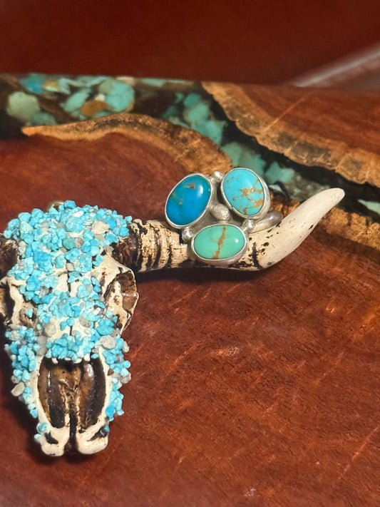 Navajo Handmade 3 stone Cluster Kingman Turquoise  Ring