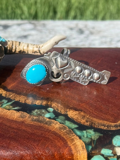 Navajo Handmade Kingman Turquoise Adjustable Pistol Ring