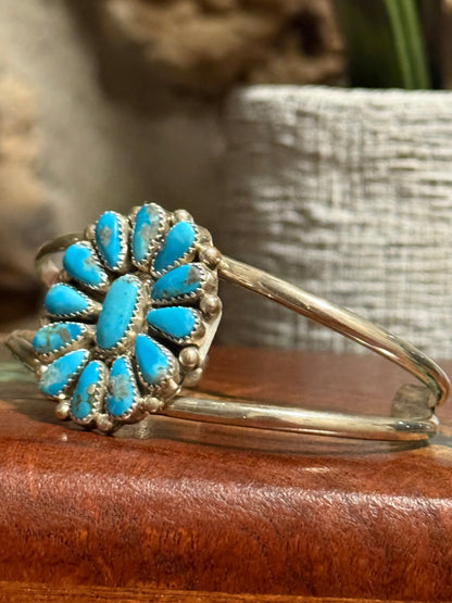 Zuni Handmade Kingman Turquoise Cluster Bracelet Set in Sterling Silver- Made by Alicia Wilson