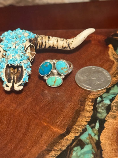 Navajo Handmade 3 stone Cluster Kingman Turquoise  Ring