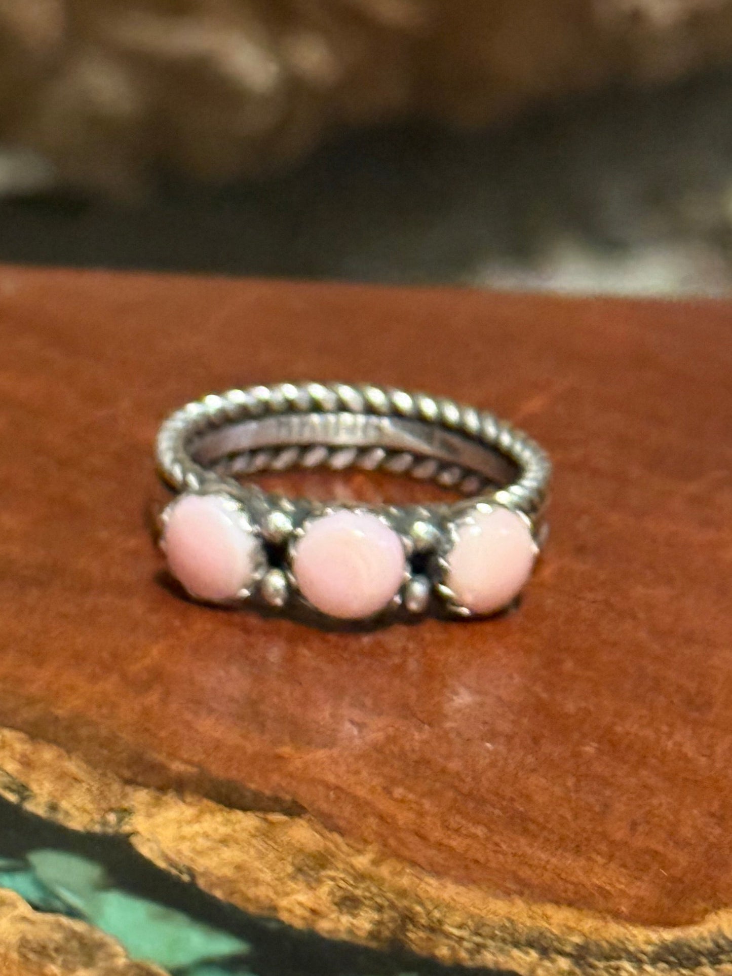 Navajo Handmade Pink Conch Ring Set in Sterling Silver Made by Ray King